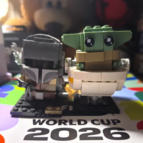 LEGO Star Wars BrickHeadz 75317 Mandalorian & The Child Grogu 295 pcs 2021