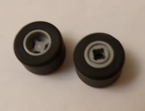 Lego x2 Lt. Gray Wheel, Rubber Slick, 8mmx9mm, Holder Notch, 74967c01 (028-132)