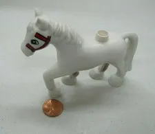 Lego Duplo CASTLE FARM WHITE HORSE Animal ROYAL CASTLE KNIGHT SOLDIER Red Bridle