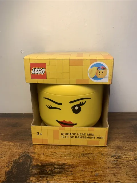 LEGO Storage Head Large Winking Girl 4032 New In Box NIB