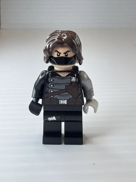 LEGO Winter Soldier Minifigure - 5002943 MARVEL Avengers (Bucky Barnes)