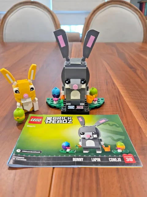 LEGO Brick Headz Easter Bunny Set 40271 w/ Manual + Yellow Bunny Set 30550