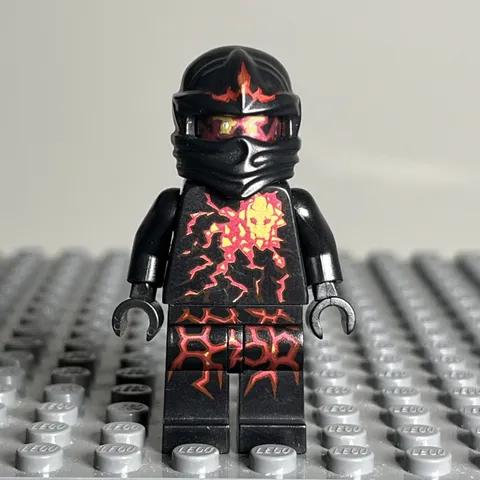 LEGO Ninjago Cole NRG Minifigure Torso From njo0057 Rise of the Snakes 9572 2E