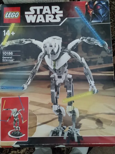 Lego Star Wars UCS General Grievous Set 10186 Instruction Manuals And Box
