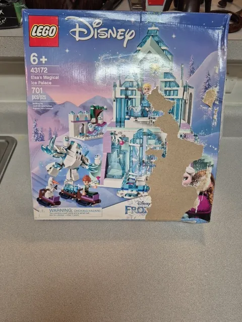 LEGO Disney: Elsa's Magical Ice Palace (41148) New in Sealed Box!