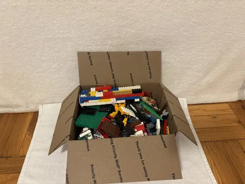 5 Pounds LEGO Pieces Bulk Mixed Bricks LOT Vintage 80s 90s Y2K