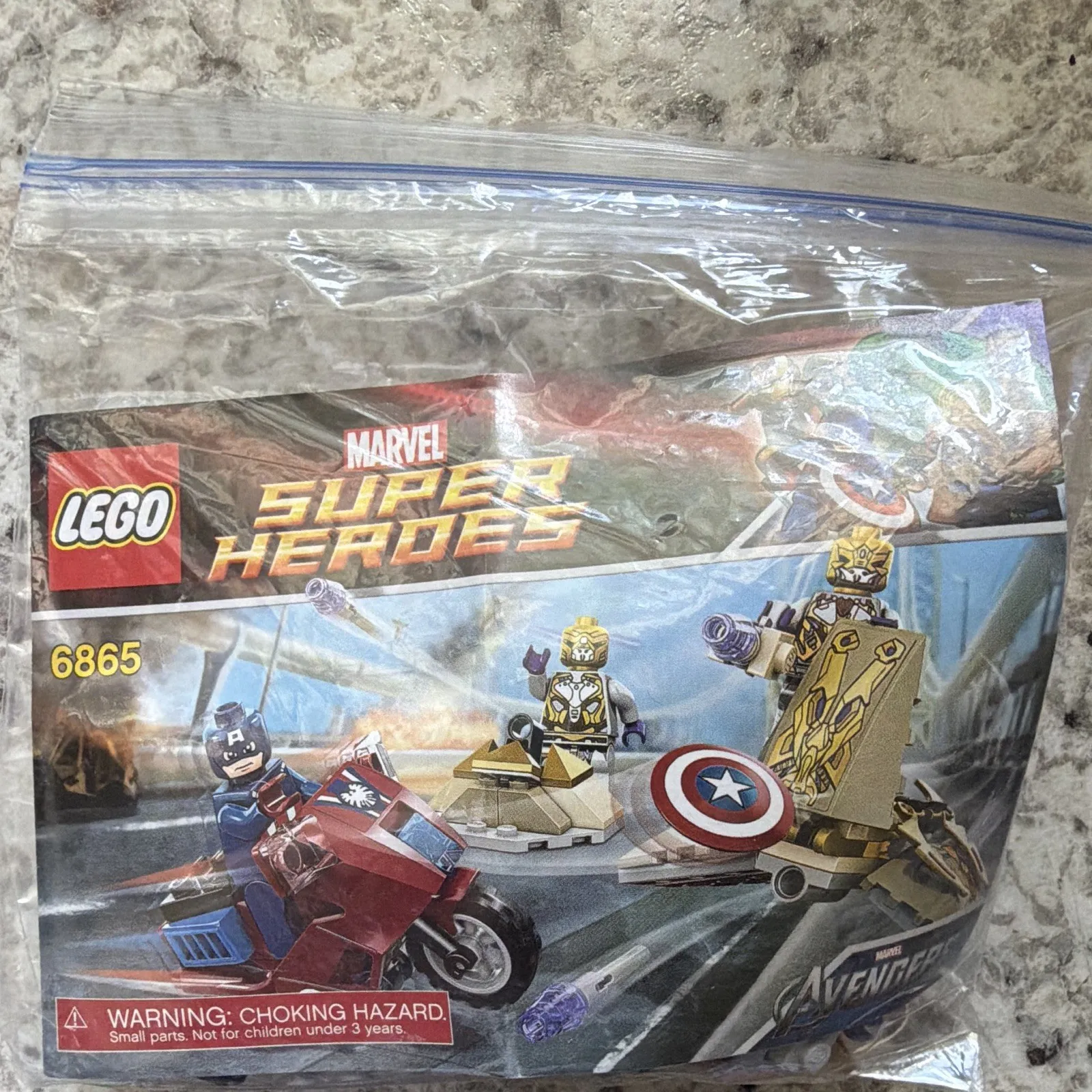 LEGO Marvel Super Heroes 6865 Captain America Avenging Cycle Set 69 pcs No Box