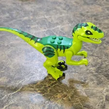 LEGO Velociraptor Printed Dinosaur Figure Green Jurassic World 2015 6102212