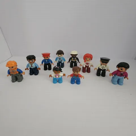 Lego Duplo Figures People Lot Of 10 EUC