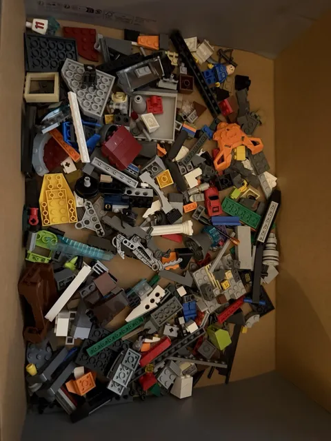 Lego 1lb Pieces Lot Mostly Star Wars Marvel Batman Dc You Get what’s Pictured #8