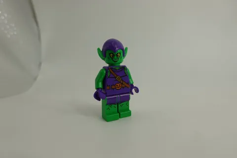 Lego Marvel Super Heroes Green Goblin Minifigure