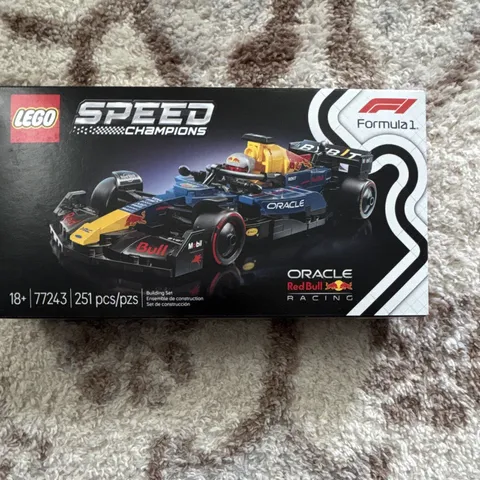 LEGO Speed Champions Oracle Red Bull RB20 F1 Race Car 77243 251pcs 18+