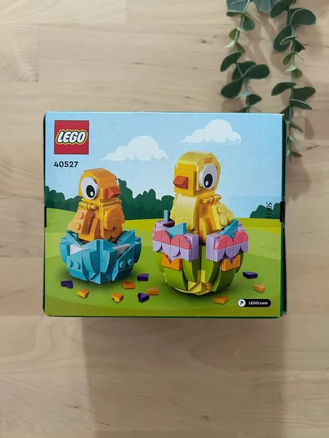 LEGO Easter Chicks Set 40527 (Brand New / Limited Edition Seasonal Set)