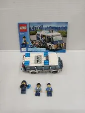 Lego City: Prisoner Transporter (60008) / RETIRED / Not Complete / Pre-Ownd