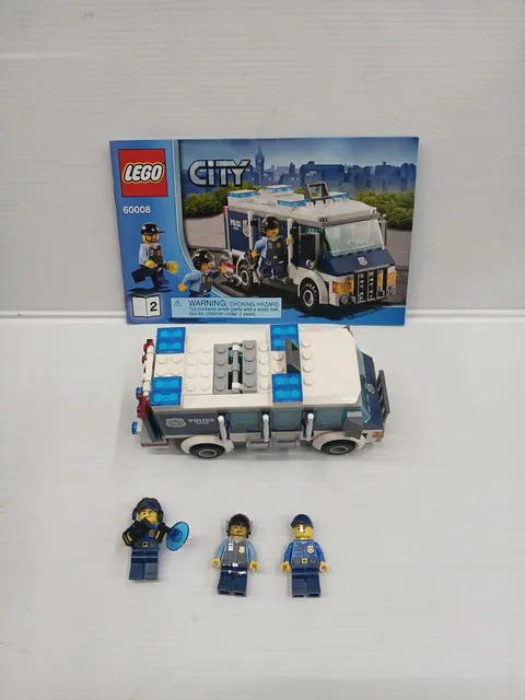 Lego City: Prisoner Transporter (60008) / RETIRED / Not Complete / Pre-Ownd