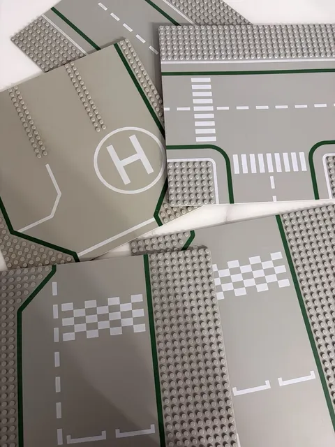 5x LEGO Airport Gray Printed Runway Road Helipad Baseplates Parts Lot