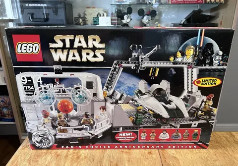 Rare New Sealed 2009 LEGO 7754 Star Wars Home One Mon Calamari Cruiser Limited