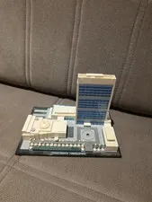 LEGO 21018 Architecture United Nations Headquarters No Box or Manual