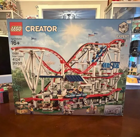 LEGO Creator Expert Roller Coaster 10261 Set, 4124 Pieces, Ages 16+ w/ Separator