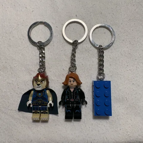 Bulk Lot of 3x LEGO Mixed Minifigure Keyrings Chima Black Widow Blue Brick