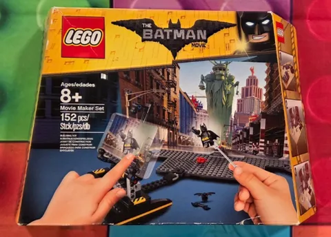 LEGO Batman Movie Maker Set (No Set Number) – Promo Kit w/ Minifigure & Phone St