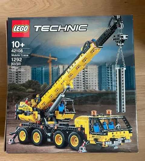 LEGO Technic Mobile Crane 42108 Complete Set W/ Instructions & original box