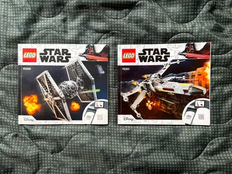 Lego Star Wars Instruction Manuals 75300 75301