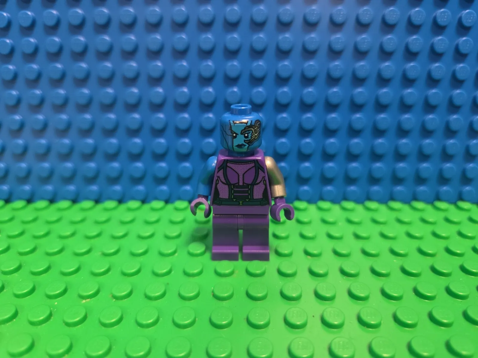 LEGO Nebula Minifigure Marvel Super Heroes sh0121 76020 GOTG CMF Lot Rare HTF 