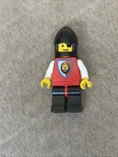 LEGO Minifigure Castle Royal Knight 3 With An Eye Patch Face