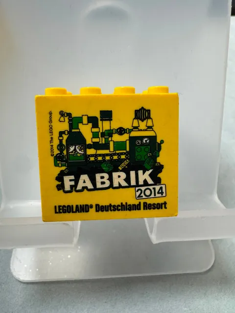 Lego Collectible Brick Custom Brick 2x4x3 Yellow Legoland Factory 2014