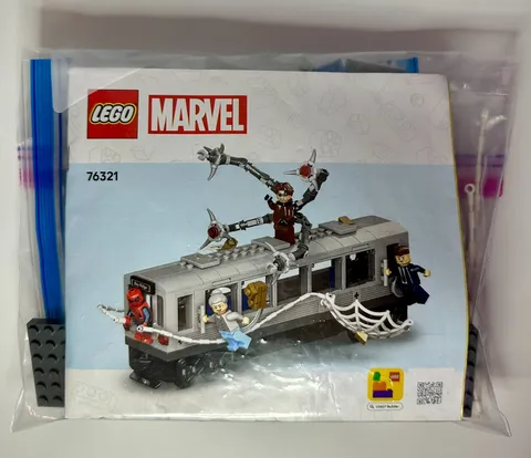 LEGO 76321 Spider-Man vs Doc Ock Subway Train Scene Complete No Figures