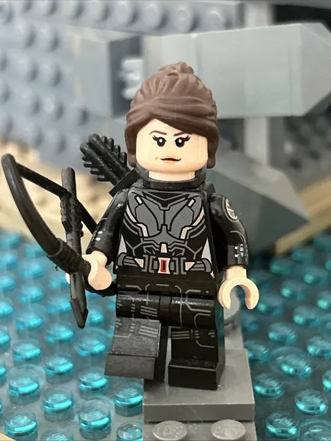 Lego Purist Katniss Everdeen Minifigure Hunger Games