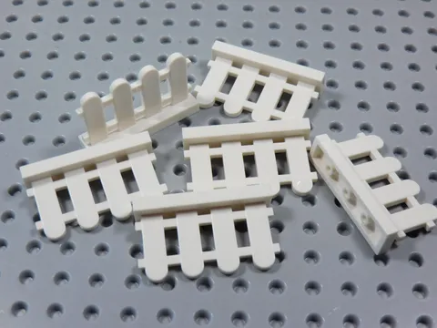 LEGO Lot of 6 White 1x4x2 Picket Fence Accessory Minifig BR
