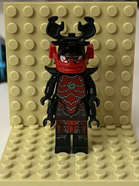 LEGO NINJAGO Kozu Minifigure njo0581 from 71702 Samurai Red/Black Helmet Legacy