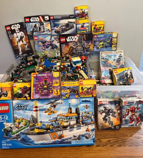 Mystery Box of LEGOS - Includes: NEW sets, Minifigures, Bulk & Accessories- 10lb