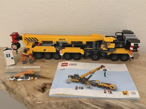 LEGO City MOBILE CONSTRUCTION CRANE 60409, Complete Set w/ Booklet