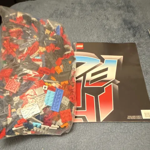LEGO Icons Transformers Optimus Prime 10302