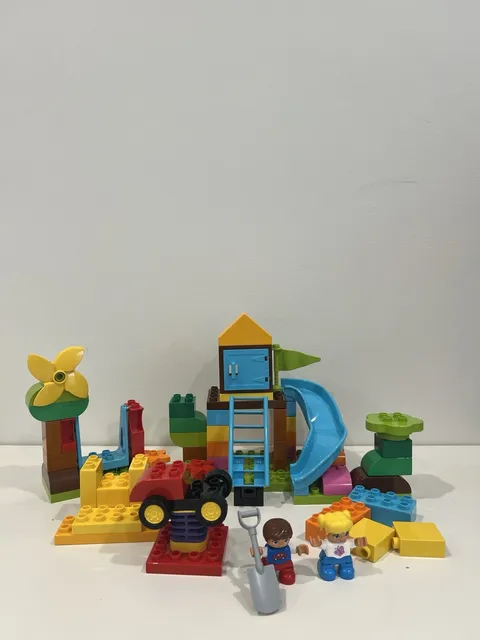 LEGO DUPLO: Large Playground Brick Box (10864 complete)