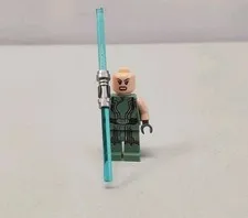 LEGO Star Wars Satele Shan Minifigure sw0389 Set 9497 No Hair W/ Saber Staff 