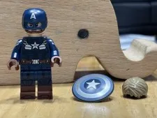 LEGO 76354 Marvel S.H.I.E.L.D. Helicarrier Captain America Minifigure