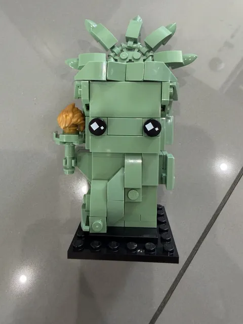 LEGO Brickheadz Statue Of Liberty Set (40367)