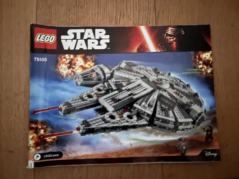 LEGO Star Wars: Millennium Falcon (75105)