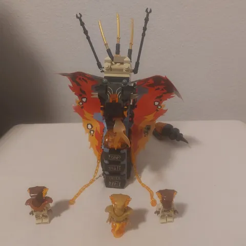 LEGO NINJAGO: Fire Fang (70674)  Not Complete 
