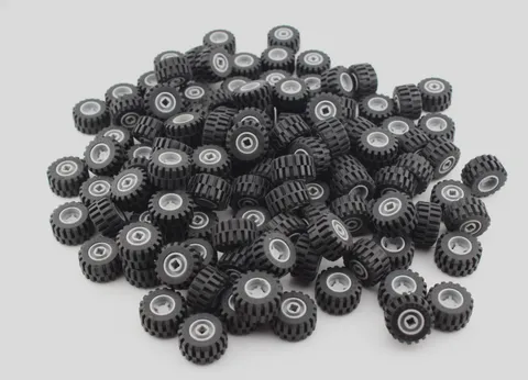 Lot 115 genuine LEGO 6014 light gray rims 87697 tires 21mm x 12mm offset tread
