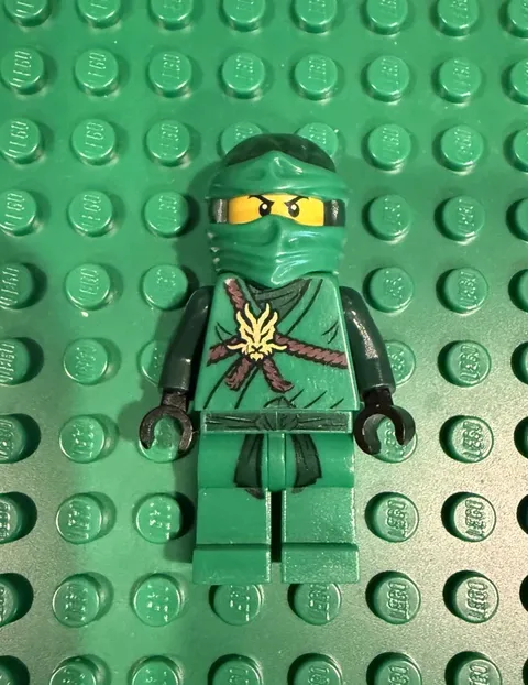 Lego Ninjago Lloyd Honor Robe Day of Departure 70596 njo0226 No origin Scabbard