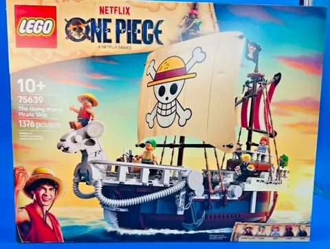 LEGO 75639 One Piece The Going Merry Pirate Ship (includes 4 random posters)