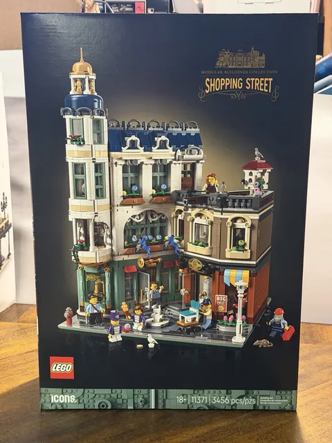 Lego Icons Modular Buildings Collection Shopping Street Set 10312 Sealed New
