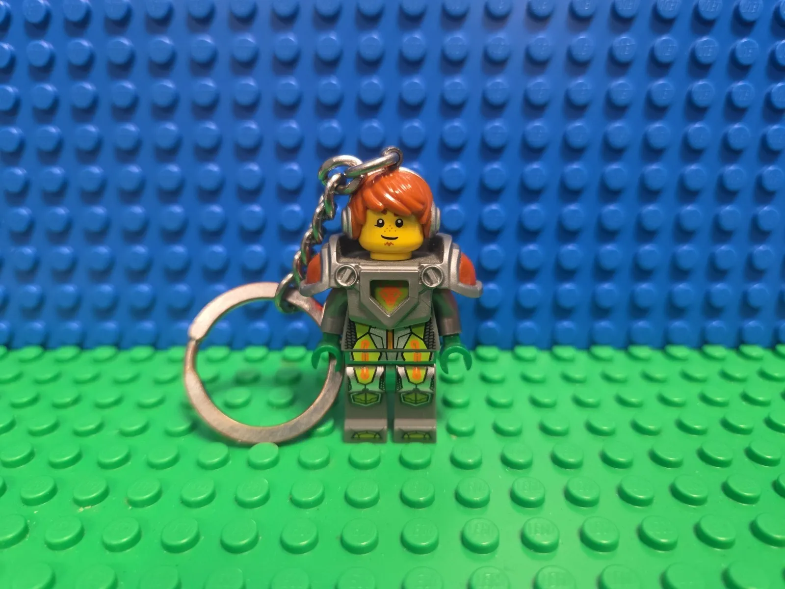 Lego Aaron Fox Key Chain Minifigure Nexo Knights 853520 CMF Lot Rare Retired HTF