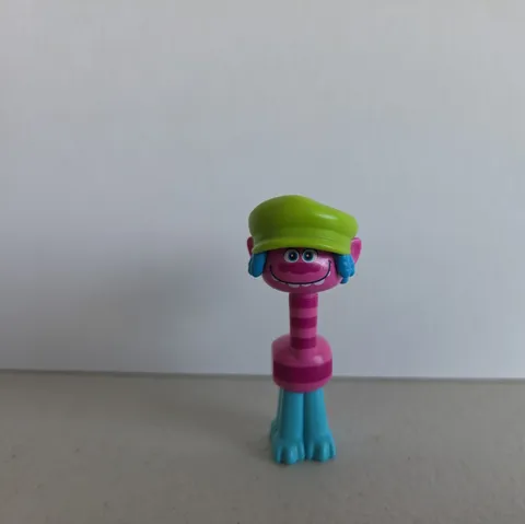 New Lego COOPER MiniFigure from set 41256 Trolls World Tour  C16