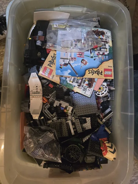 LEGO Pirates 6242 Bulk Lot with Instructions, Bricks and Parts